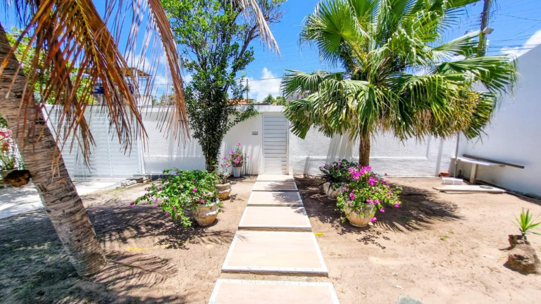 Imagem Casa com 6 Quartos à Venda, 300 m² em Zona De Expansão (robalo) - Aracaju Imagem Casa com 6 Quartos à Venda, 300 m² em Zona De Expansão (robalo) - Aracaju