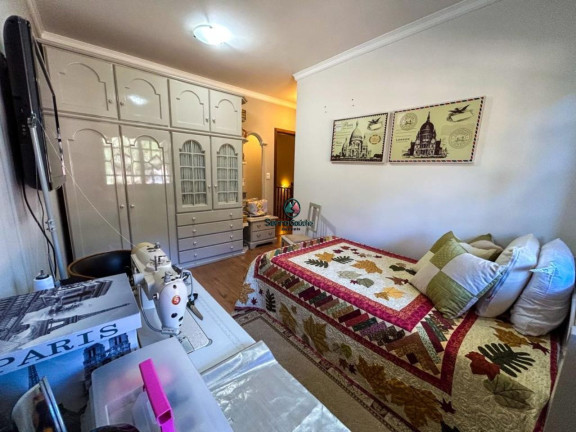 Imagem Casa com 3 Quartos à Venda, 189 m² em Planalto - Gramado