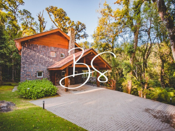Casa com 4 Quartos à Venda, 1.241 m² em Centro - Gramado