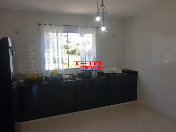 Imagem Casa com 2 Quartos à Venda, 95 m² em Estação - São Lourenço