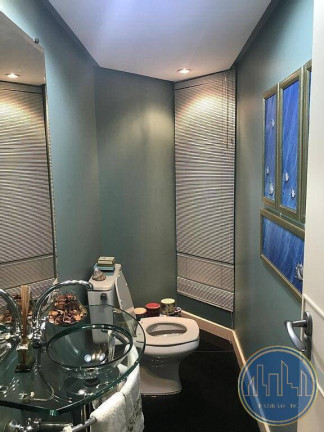 Imagem Apartamento com 4 Quartos para Temporada, 180 m² em Centro - Balneário Camboriú Imagem Apartamento com 4 Quartos para Temporada, 180 m² em Centro - Balneário Camboriú