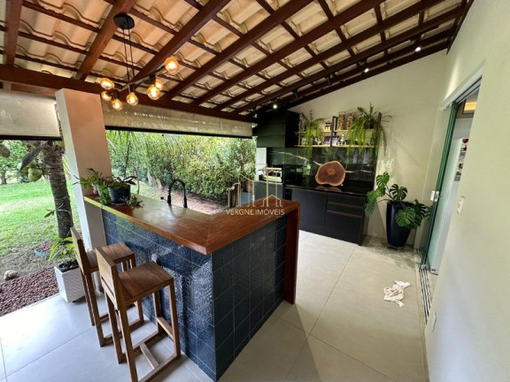 Imagem Imóvel com 4 Quartos à Venda, 270 m² em Itapoan - Salvador Imagem Imóvel com 4 Quartos à Venda, 270 m² em Itapoan - Salvador