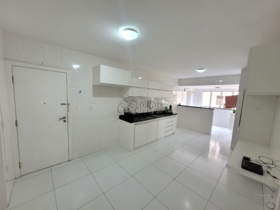 Imagem Apartamento com 3 Quartos à Venda, 296 m² em Cavaleiros - Macaé Imagem Apartamento com 3 Quartos à Venda, 296 m² em Cavaleiros - Macaé