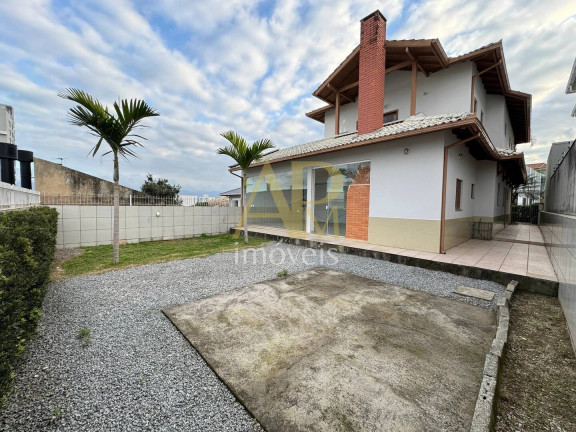 Imagem Casa com 4 Quartos à Venda, 420 m² em Pedra Branca - Palhoça Imagem Casa com 4 Quartos à Venda, 420 m² em Pedra Branca - Palhoça