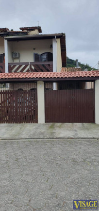 Foto do imóvel Casa de Condomínio com 3 Quartos à Venda, 101 m² em Prainha - Caraguatatuba