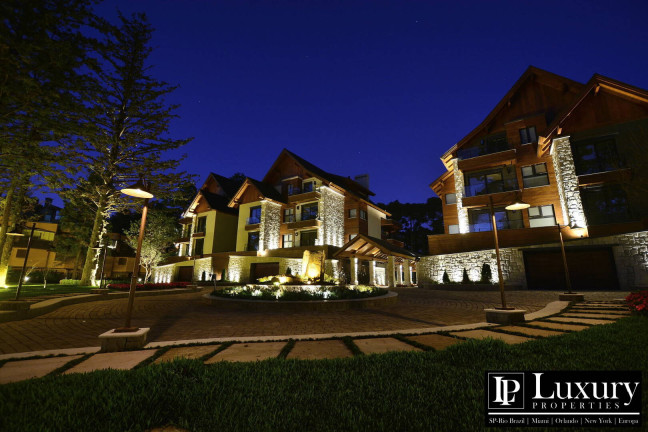 Apartamento com 3 Quartos à Venda, 319 m² em Planalto - Gramado