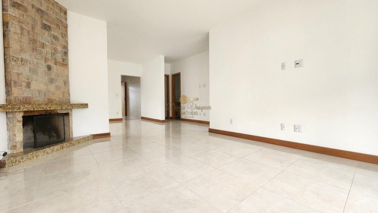 Imagem Casa com 3 Quartos à Venda, 156 m² em Cascata Do Imbuí - Teresópolis Imagem Casa com 3 Quartos à Venda, 156 m² em Cascata Do Imbuí - Teresópolis