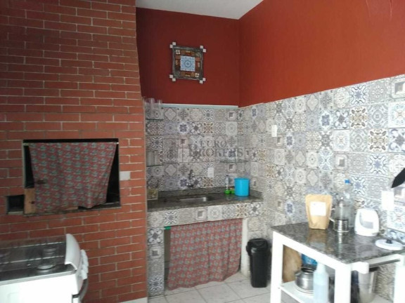 Imagem Casa com 7 Quartos à Venda, 280 m² em Centro - Balneário Camboriú Imagem Casa com 7 Quartos à Venda, 280 m² em Centro - Balneário Camboriú