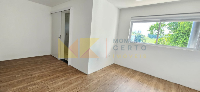 Imagem Sobrado com 3 Quartos à Venda, 263 m² em Velha - Blumenau