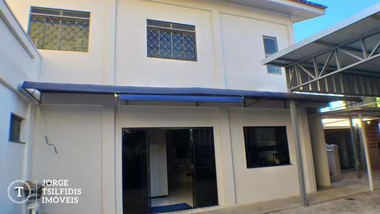 Casa à Venda, 416 m² em Setor Comercial - Sinop