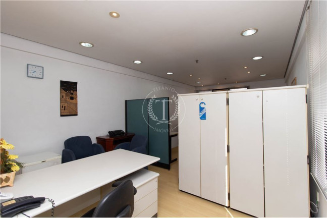 Imagem Sala Comercial à Venda, 43 m² em Vila Nova Conceição - São Paulo Imagem Sala Comercial à Venda, 43 m² em Vila Nova Conceição - São Paulo