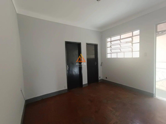 Imagem Casa com 3 Quartos para Alugar, 
