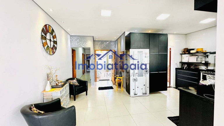 Imagem Casa com 4 Quartos à Venda, 1 m² em Centro - Joanópolis Imagem Casa com 4 Quartos à Venda, 1 m² em Centro - Joanópolis