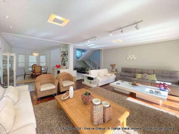 Imagem Casa com 5 Quartos à Venda, 1.943 m² em Vila Santo Antônio - Cotia