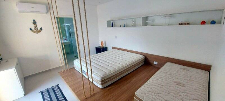 Imagem Casa com 3 Quartos à Venda, 558 m² em São João Batista - Peruíbe