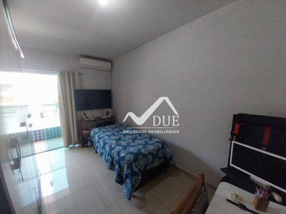 Imagem Casa com 3 Quartos à Venda, 340 m² em Vila Matias - Santos