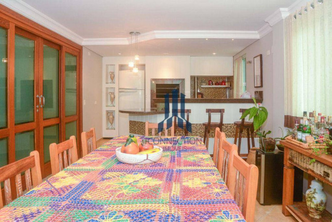 Imagem Casa com 3 Quartos à Venda, 379 m² em Santa Felicidade - Curitiba