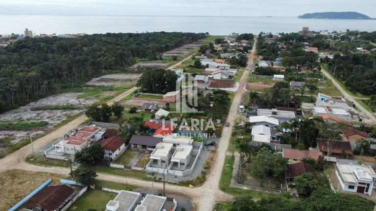 Imagem Casa com 2 Quartos à Venda, 53 m² em Itamar - Itapoá
