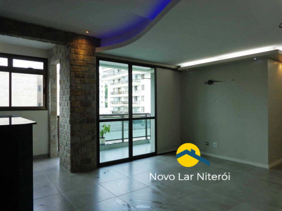 Apartamento com 2 Quartos à Venda, 90 m² em Charitas - Niterói