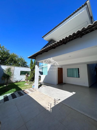 Casa com 4 Quartos à Venda, 300 m² em Colina De Laranjeiras - Serra