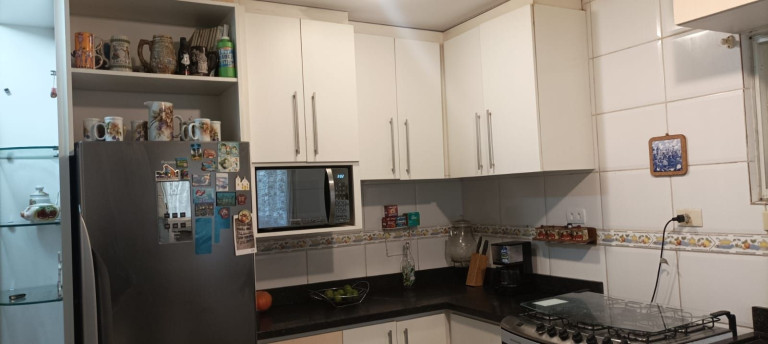 Imagem Casa com 4 Quartos à Venda, 169 m² em Cachoeira - Curitiba