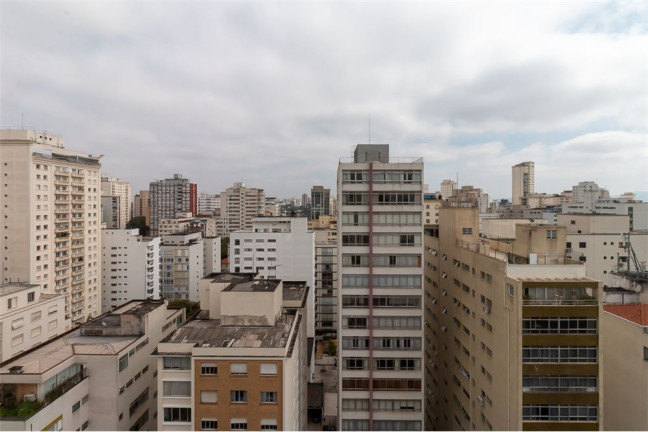 Imagem Imóvel com 3 Quartos à Venda, em Consolação - São Paulo Imagem Imóvel com 3 Quartos à Venda, em Consolação - São Paulo