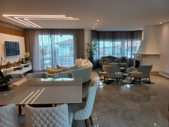 Sobrado com 5 Quartos à Venda, 350 m² em Vila Rosália - Guarulhos