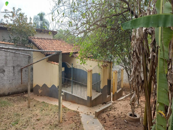 Imagem Imóvel com 2 Quartos à Venda, 200 m² em Centro - Araçoiaba Da Serra Imagem Imóvel com 2 Quartos à Venda, 200 m² em Centro - Araçoiaba Da Serra