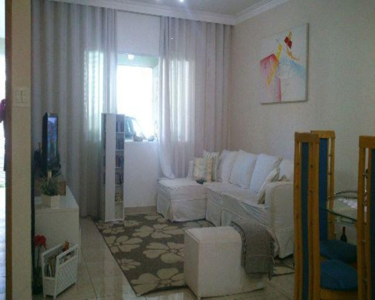 Casa com 3 Quartos à Venda, 210 m² em Vila Carrão - São Paulo