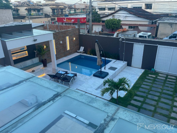 Imagem Casa com 4 Quartos à Venda, 220 m² em Praia Do Morro - Guarapari