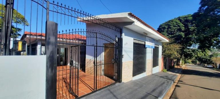 Casa com 2 Quartos à Venda, 170 m² em Conjunto Residencial Branca Vieira - Maringa