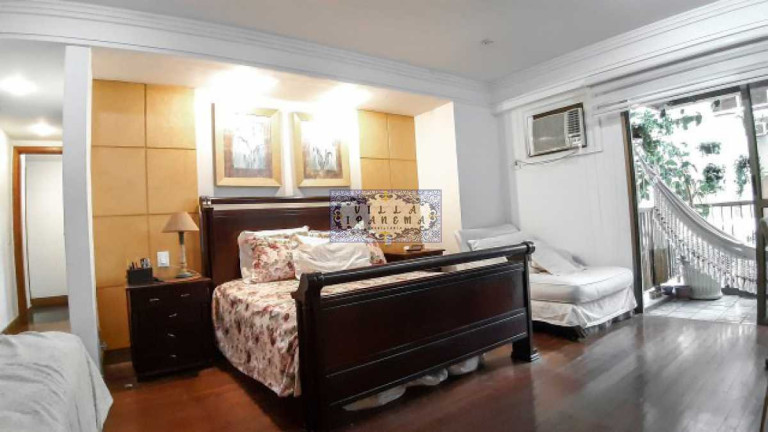 Imagem Apartamento com 4 Quartos à Venda, 191 m² em Lagoa - Rio De Janeiro Imagem Apartamento com 4 Quartos à Venda, 191 m² em Lagoa - Rio De Janeiro