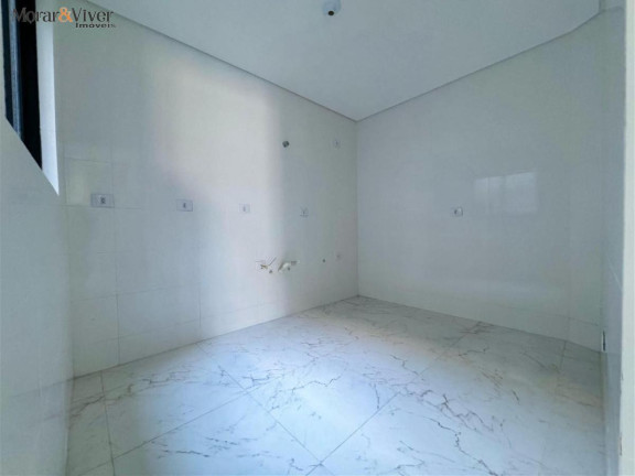 Imagem Casa com 2 Quartos à Venda, 126 m² em Uberaba - Curitiba