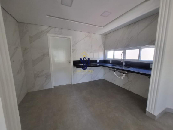 Imagem Casa com 5 Quartos à Venda, em Costa Azul - Rio Das Ostras Imagem Casa com 5 Quartos à Venda, em Costa Azul - Rio Das Ostras