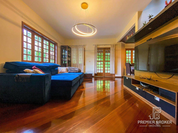 Casa com 3 Quartos à Venda, 156 m² em Quebra Frascos - Teresópolis
