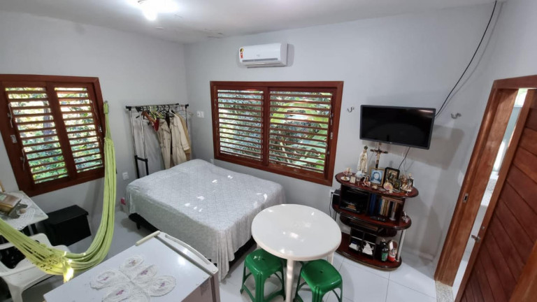 Imagem Casa com 4 Quartos à Venda, 320 m² em Candelária - Natal