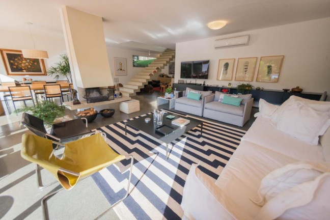 Imagem Imóvel com 3 Quartos à Venda, 2.541 m² em Chácaras Do Refúgio-granja Viana - Cotia