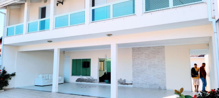 Imagem Casa com 4 Quartos à Venda, 295 m² em Cidade Nova Peruíbe - Peruíbe Imagem Casa com 4 Quartos à Venda, 295 m² em Cidade Nova Peruíbe - Peruíbe