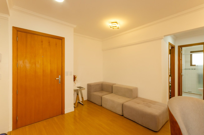 Imagem Imóvel com 2 Quartos à Venda, 72 m² em Passo Da Areia - Porto Alegre Imagem Imóvel com 2 Quartos à Venda, 72 m² em Passo Da Areia - Porto Alegre