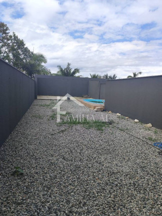 Casa com 3 Quartos à Venda, 140 m² em Iririú - Joinville