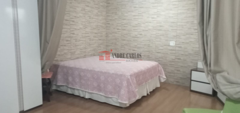 Imagem Sobrado com 4 Quartos à Venda, 283 m² em Santa Maria - Osasco