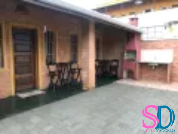 Imagem Casa com 4 Quartos à Venda, 193 m² em Estufa I - Ubatuba Imagem Casa com 4 Quartos à Venda, 193 m² em Estufa I - Ubatuba