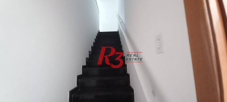 Imagem Casa com 3 Quartos à Venda, 300 m² em Encruzilhada - Santos