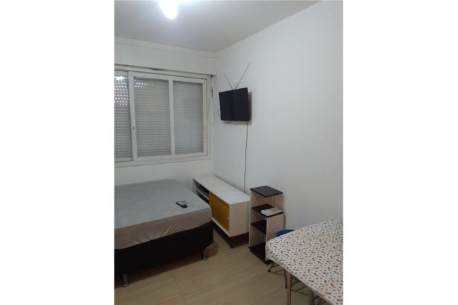 Imagem Imóvel com 1 Quarto à Venda, em Partenon - Porto Alegre Imagem Imóvel com 1 Quarto à Venda, em Partenon - Porto Alegre