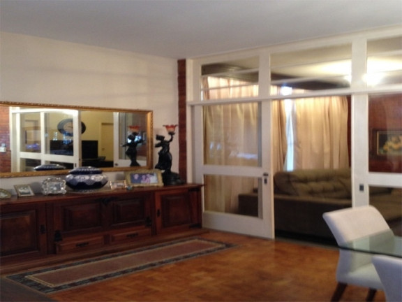 Imagem Casa com 3 Quartos à Venda, 300 m² em Centro - Jacareí
