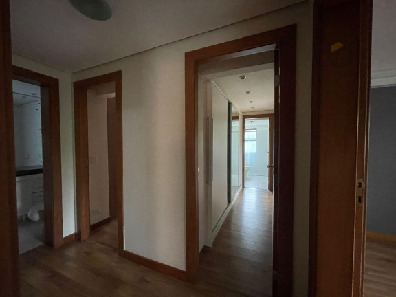 Imagem Apartamento com 3 Quartos para Alugar, 148 m² em São Lourenço - Curitiba
