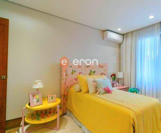 Imagem Apartamento com 3 Quartos à Venda, 260 m² Imagem Apartamento com 3 Quartos à Venda, 260 m²
