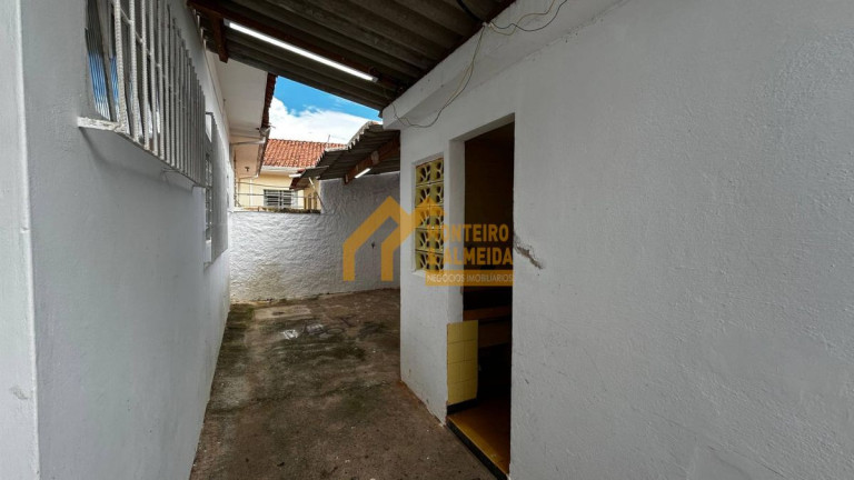 Imagem Casa com 3 Quartos à Venda, 105 m² em Centro - Itapetininga