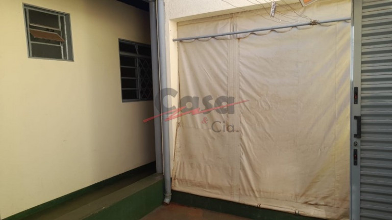 Imagem Casa com 3 Quartos à Venda, 180 m² em José Sampaio - Ribeirão Preto Imagem Casa com 3 Quartos à Venda, 180 m² em José Sampaio - Ribeirão Preto