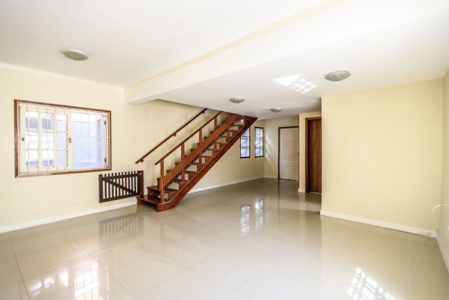 Imagem Casa com 4 Quartos à Venda, 225 m² em Tristeza - Porto Alegre
